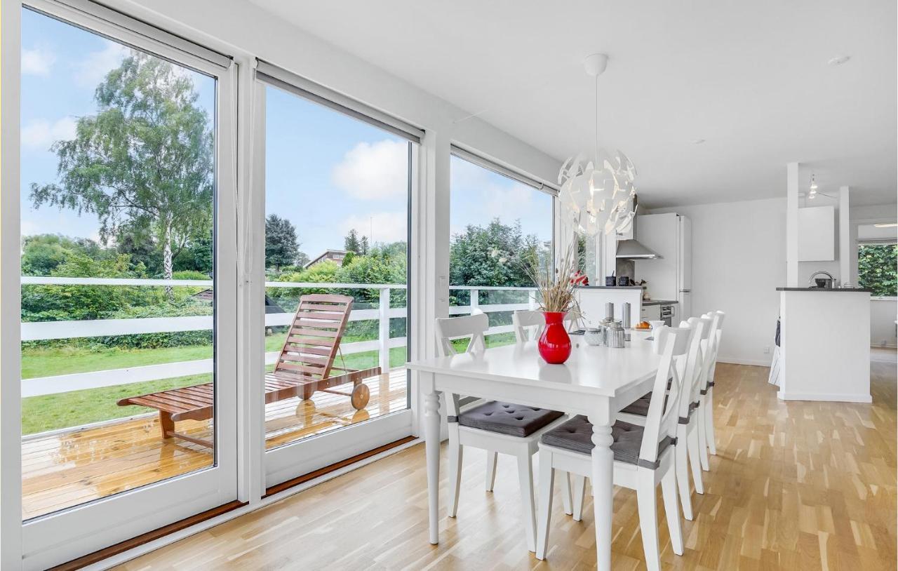 2 Bedroom Stunning Home In Strøby Ladeplads Екстериор снимка