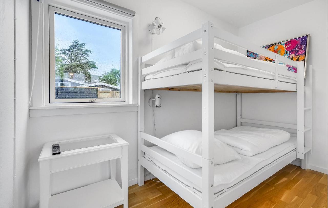2 Bedroom Stunning Home In Strøby Ladeplads Екстериор снимка